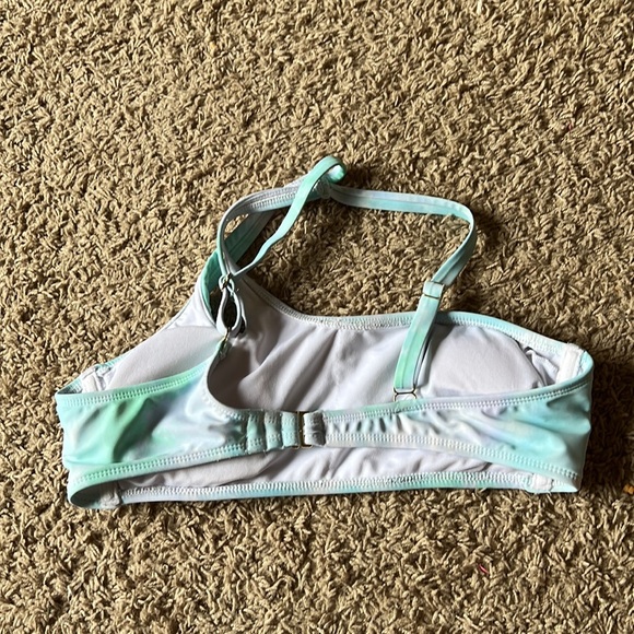 Multi color swim top - Picture 2 of 2